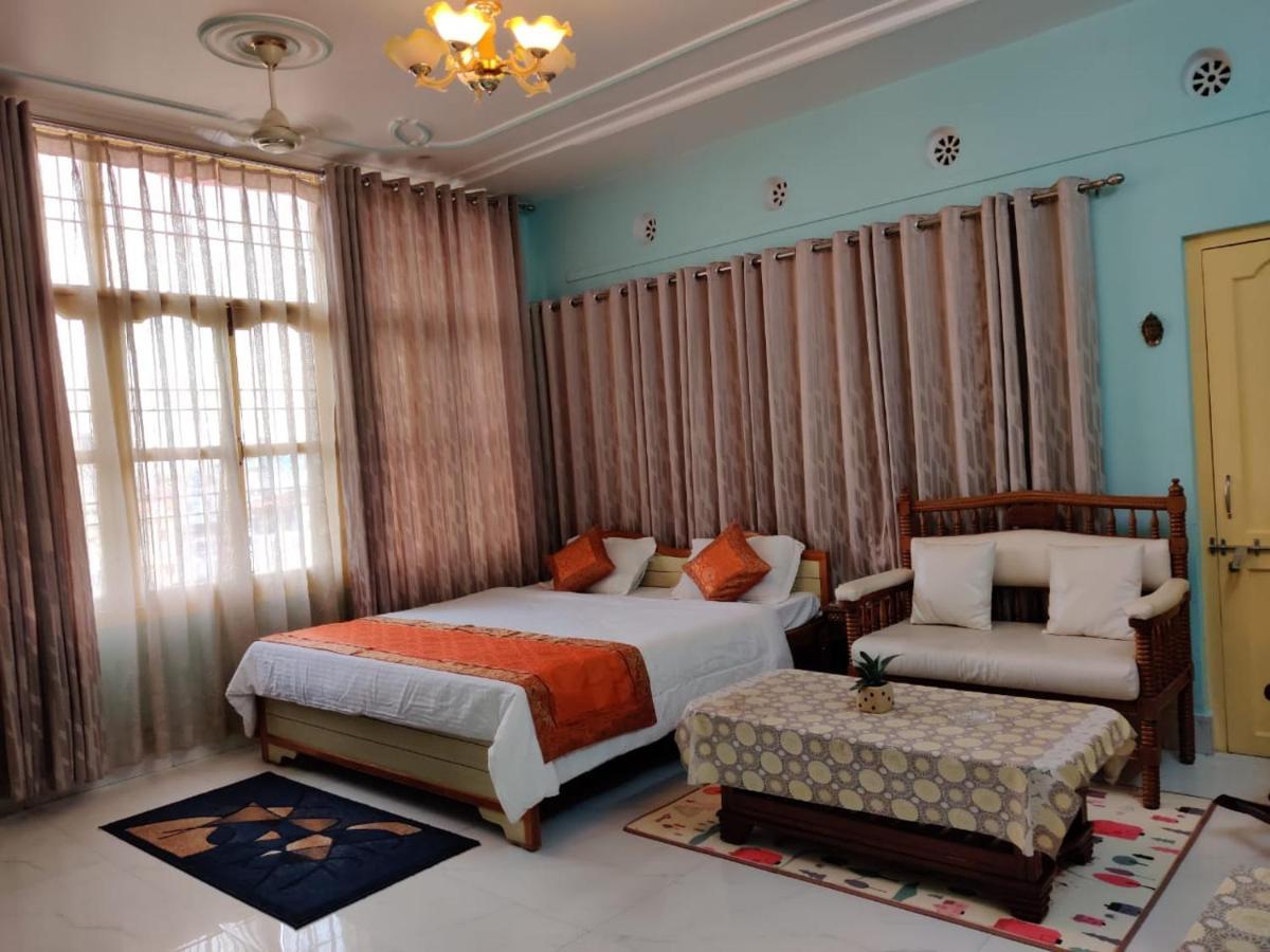 Shiva Ganges View Guest House Waranasi Zewnętrze zdjęcie