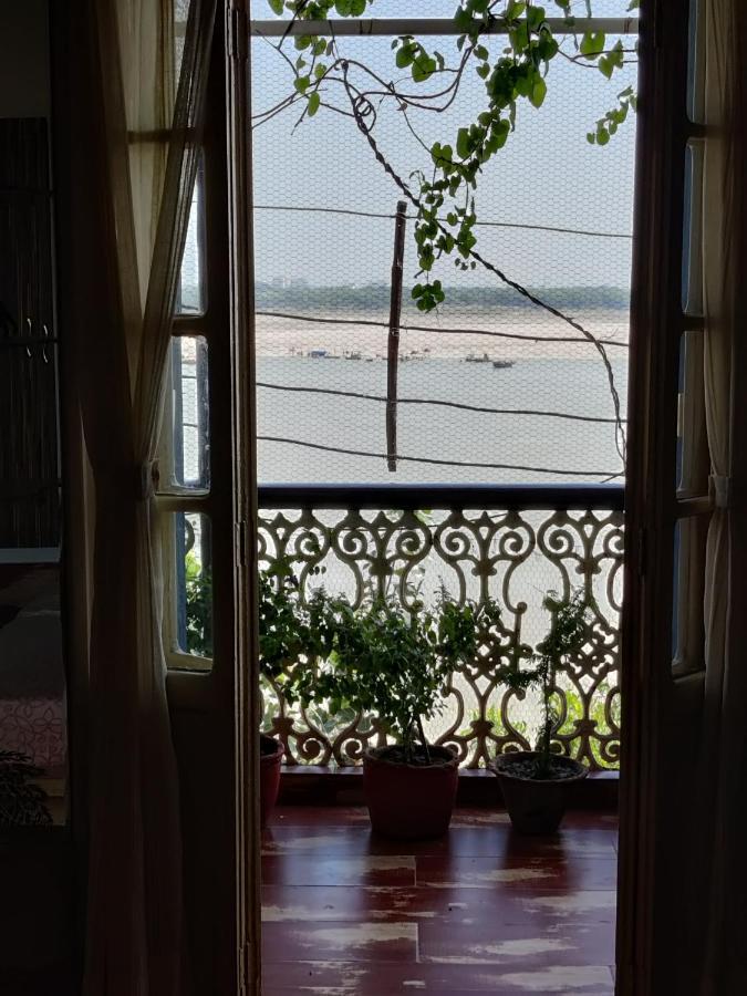 Shiva Ganges View Guest House Waranasi Zewnętrze zdjęcie